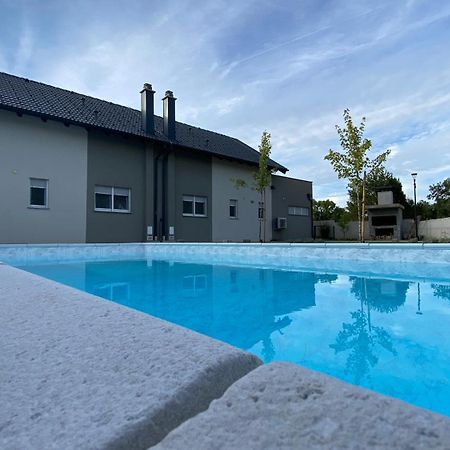 Degenia Velebitica Villa Lovinac  Eksteriør bilde